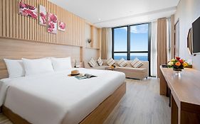 Khách Sạn và Spa Emerald Bay